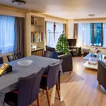 Cozy & Spacious Place On A Quiet Spot In The Middle Of The Netherlands With Free Use Of 2 Women's And 2 Men's Bikes Child Seat Putten