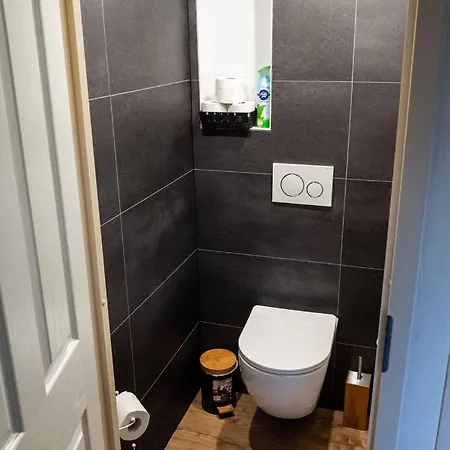 Cozy & Spacious Place On A Quiet Spot In The Middle Of The Netherlands With Free Use Of 2 Women's And 2 Men's Bikes Child Seat Prázdninový dům