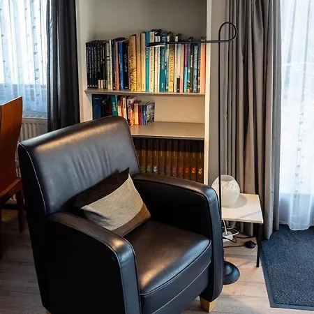 Cozy & Spacious Place On A Quiet Spot In The Middle Of The Netherlands With Free Use Of 2 Women's And 2 Men's Bikes Child Seat Prázdninový dům