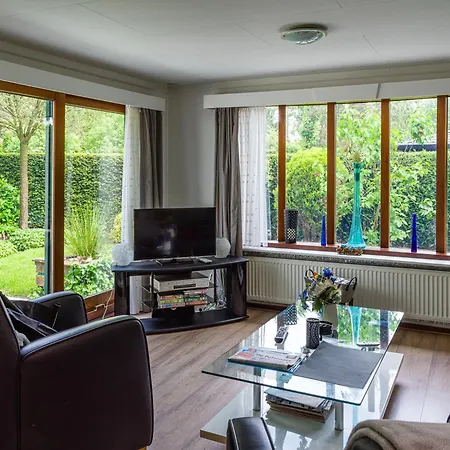 Cozy & Spacious Place On A Quiet Spot In The Middle Of The Netherlands With Free Use Of 2 Women's And 2 Men's Bikes Child Seat Semesterbostad *