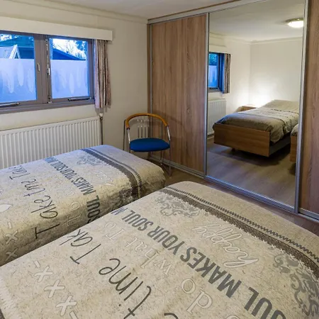 Cozy & Spacious Place On A Quiet Spot In The Middle Of The Netherlands With Free Use Of 2 Women's And 2 Men's Bikes Child Seat Prázdninový dům *