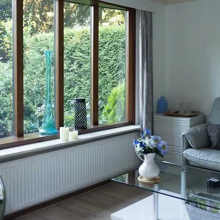 Prázdninový dům Cozy & Spacious Place On A Quiet Spot In The Middle Of The Netherlands With Free Use Of 2 Women's And 2 Men's Bikes Child Seat