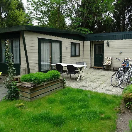 Cozy & Spacious Place On A Quiet Spot In The Middle Of The Netherlands With Free Use Of 2 Women's And 2 Men's Bikes Child Seat * Putten