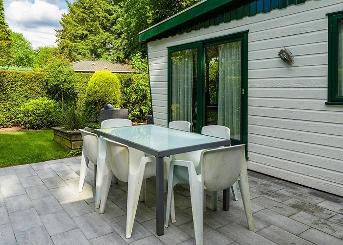 Semesterbostad Cozy & Spacious Place On A Quiet Spot In The Middle Of The Netherlands With Free Use Of 2 Women's And 2 Men's Bikes Child Seat *