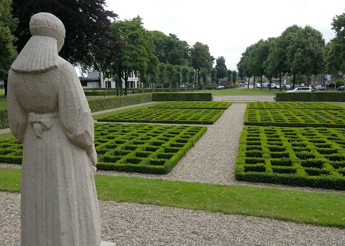 Cozy & Spacious Place On A Quiet Spot In The Middle Of The Netherlands With Free Use Of 2 Women's And 2 Men's Bikes Child Seat *