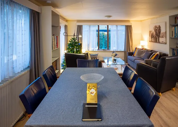 בית נופש Cozy & Spacious Place On A Quiet Spot In The Middle Of The Netherlands With Free Use Of 2 Women's And 2 Men's Bikes Child Seat פוטן