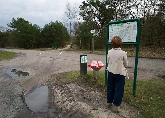 Cozy & Spacious Place On A Quiet Spot In The Middle Of The Netherlands With Free Use Of 2 Women's And 2 Men's Bikes Child Seat פוטן
