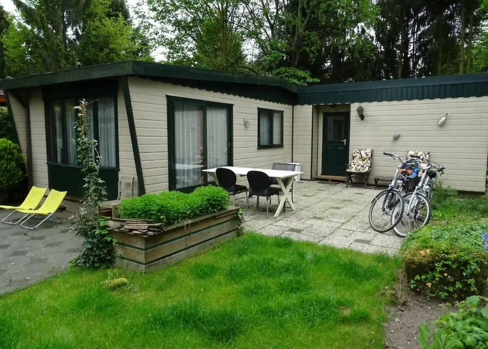Cozy & Spacious Place On A Quiet Spot In The Middle Of The Netherlands With Free Use Of 2 Women's And 2 Men's Bikes Child Seat * פוטן
